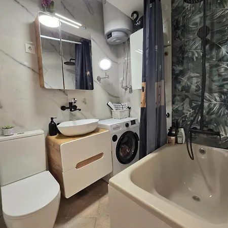 Blue Sea View Apartment *